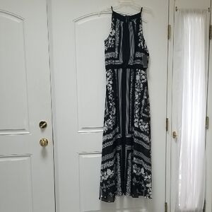Elegant Black and White Floral Maxi Dress